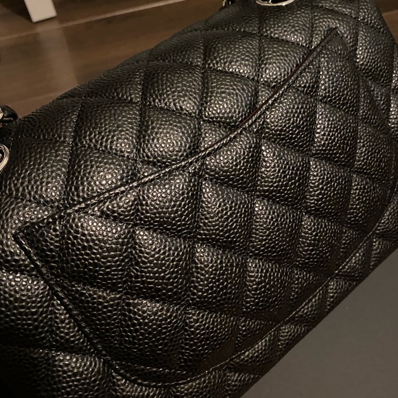 Small classic chanel flap bag - Picture 8 of 14